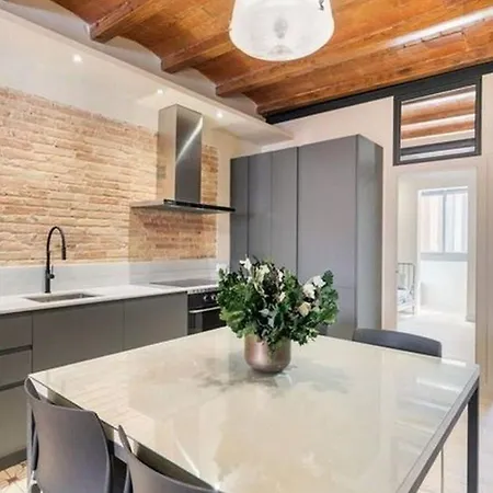 Beautiful Apartment *